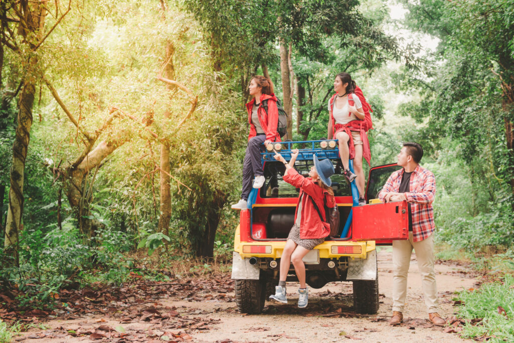 safari-casual-hipster-camping-off-morning-scaled.jpg